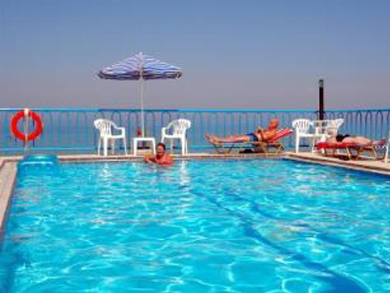 Danaos Beach Apartments สฟากากิ ภายนอก รูปภาพ
