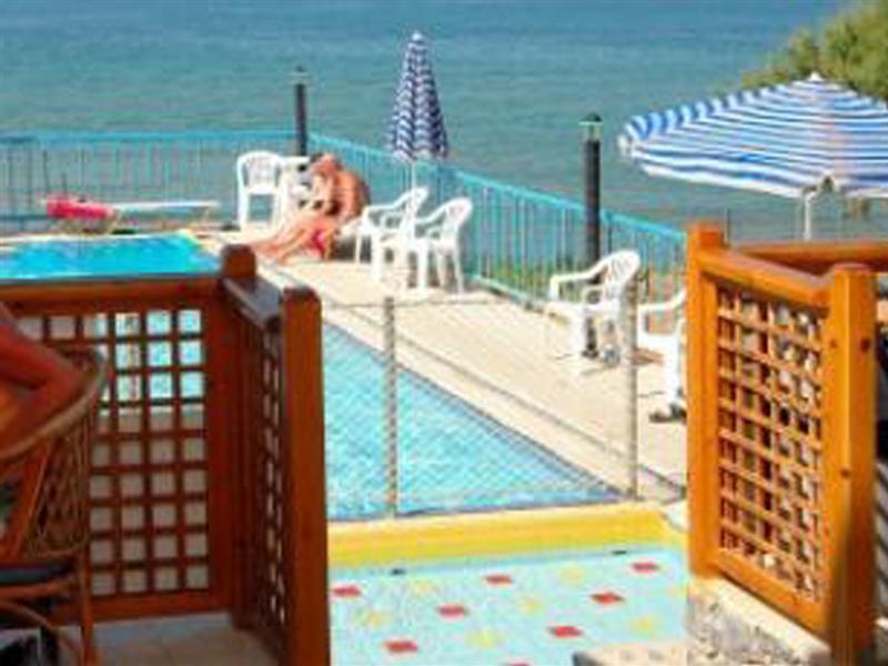 Danaos Beach Apartments สฟากากิ ภายนอก รูปภาพ